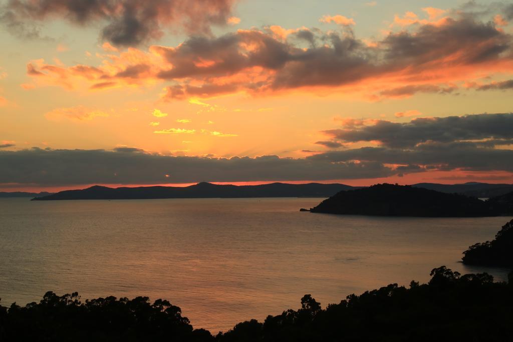 Location Corsica Διαμέρισμα Cavalaire-sur-Mer Εξωτερικό φωτογραφία